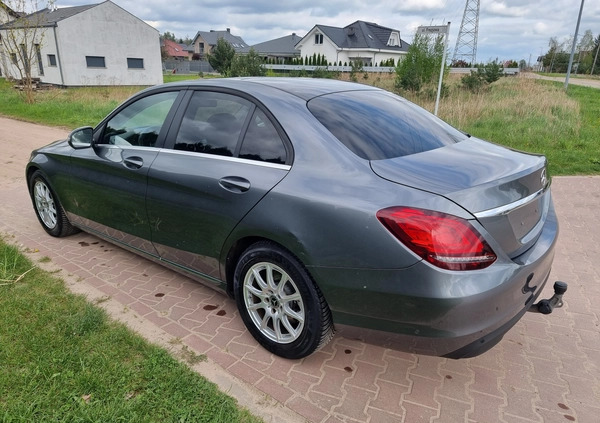 Mercedes-Benz Klasa C cena 66900 przebieg: 93500, rok produkcji 2019 z Pniewy małe 781